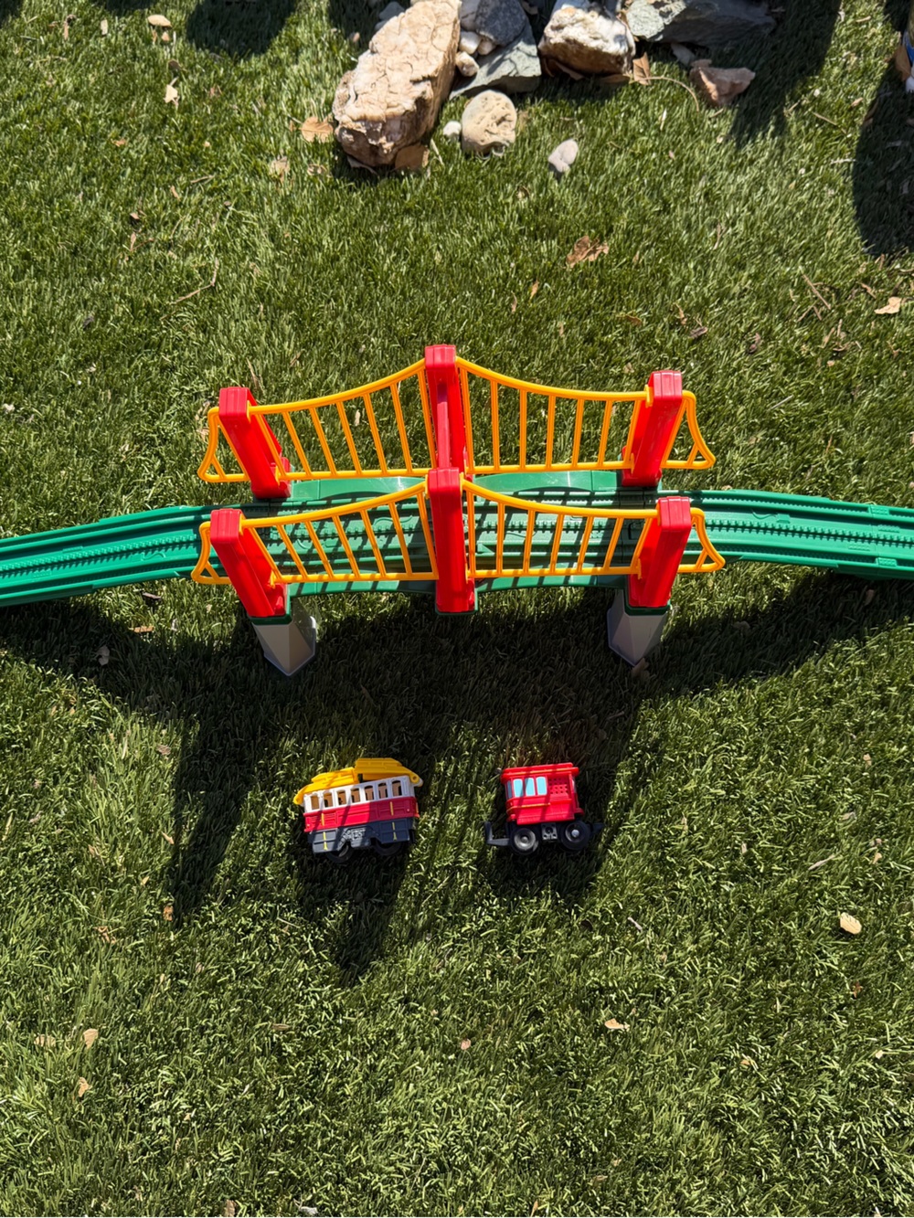 Vtg Fisher Price GeoTrax Golden Gate Bridge Add On + Track Pieces & Trolley Cars